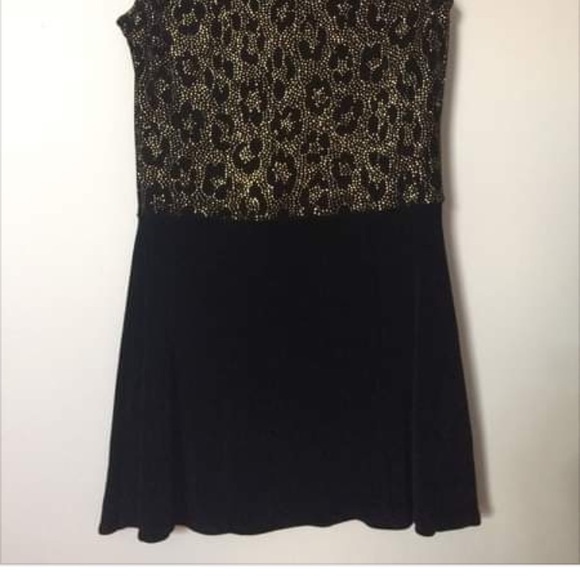 Skating dress - Picture 2 of 3